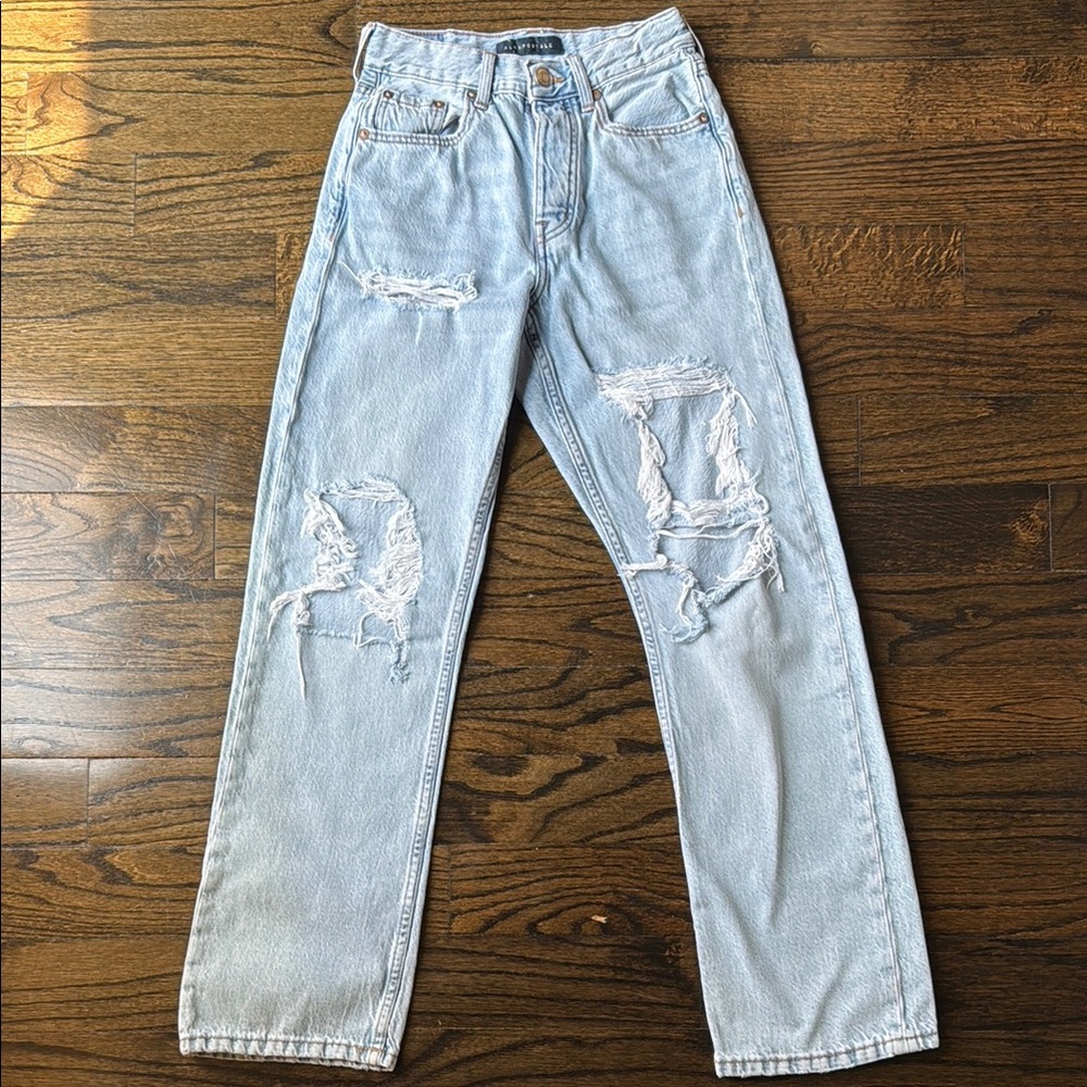 Aeropostale Ripped 90’s Baggy Jeans